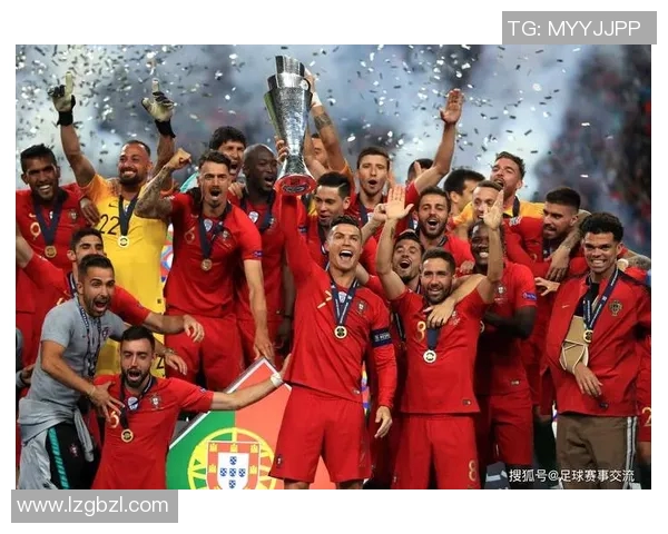 斯洛伐克足球历史上那些闪耀光芒的球星及其精彩瞬间