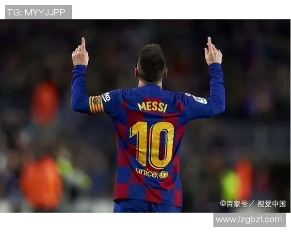 足球球星因犯规遭遇处罚背后原因分析及其对比赛的影响 足球球星因犯规遭遇处罚背后原因分析及其对比赛的影响